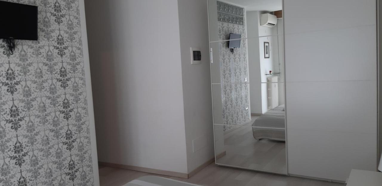 Manzoni Residence Como Exteriér fotografie